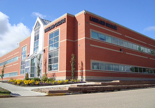 Lakeland-College